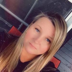 Meet your Posher, Carla